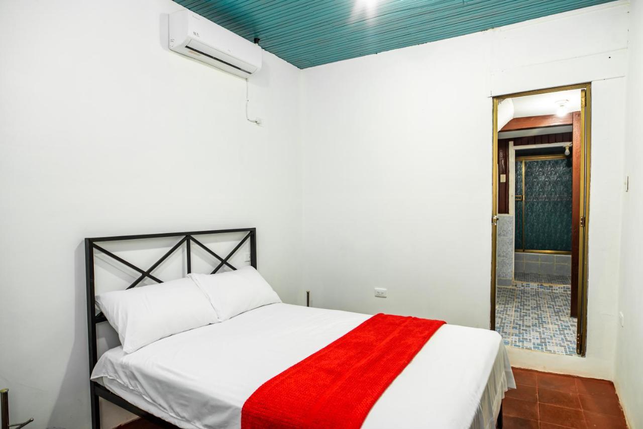 Hostal Victoria Granada Exteriér fotografie